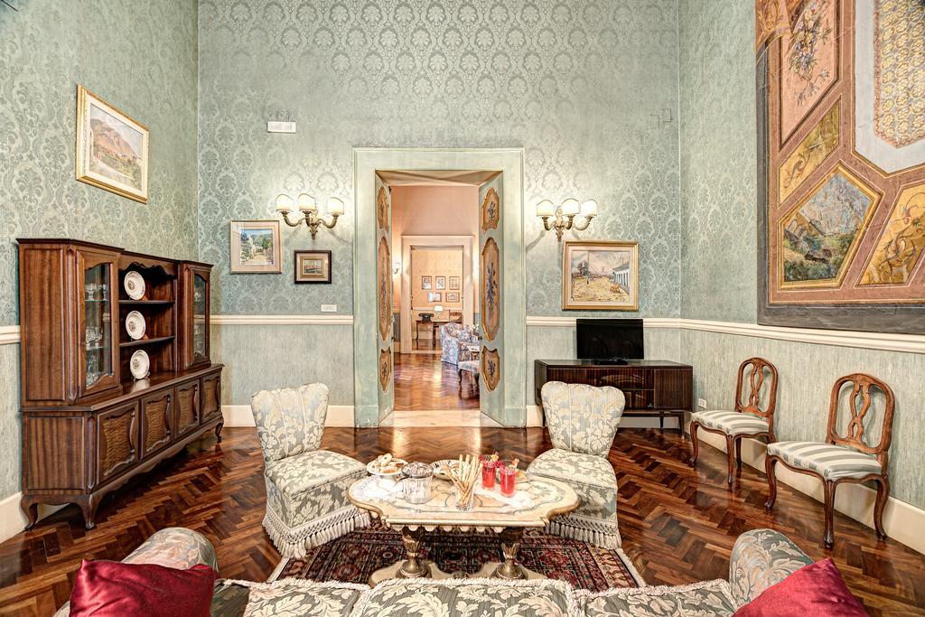 Arthouse Lady Marys Tribunali Luxury Napoli